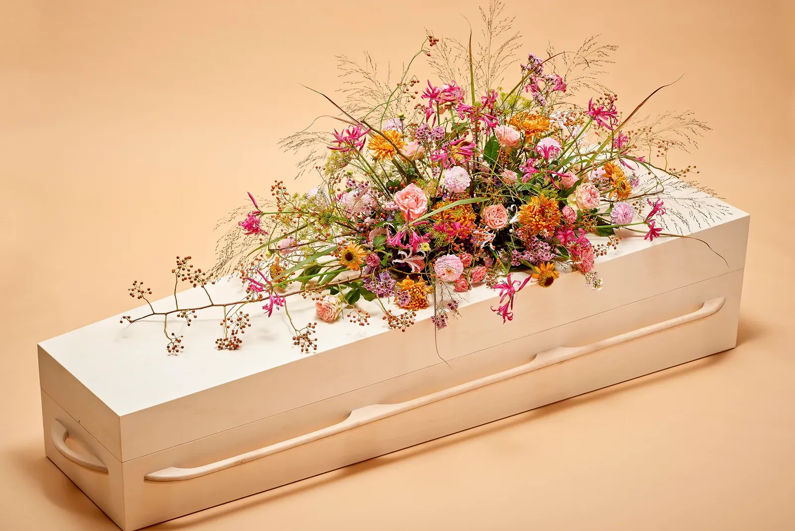 Kistbedekking Liefdevolle Herinnering, bloemen voor op de kist voor de uitvaart