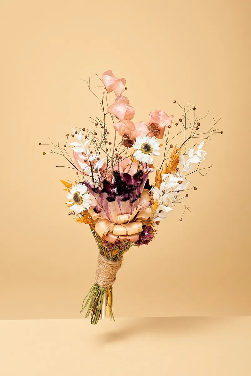 Bloementoefje Nachtegaal, droogbloemen voor de uitvaart